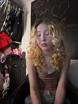 Spoilmedaddy732 webcam