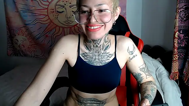 ArrangedFoot webcam