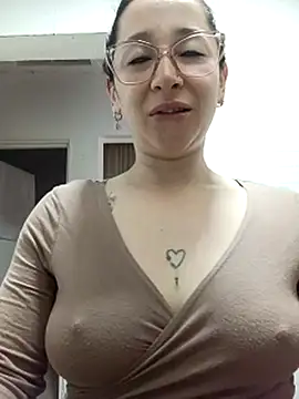 emilypoppy3 webcam