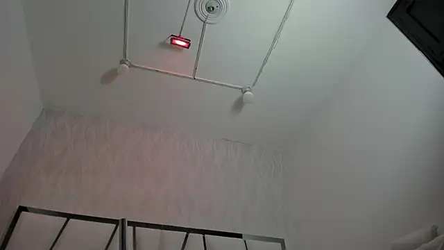 Victoriaa_millers webcam