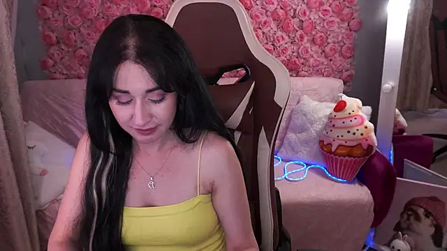 CarolinaaFoxyyy webcam