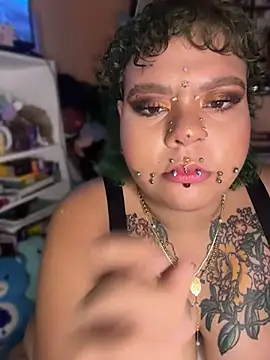 DivineBBWPoison webcam