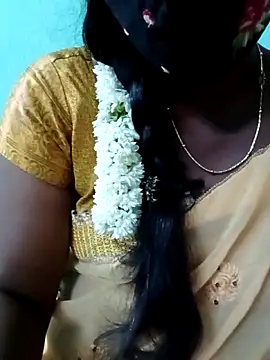 CuteDevilAnu webcam