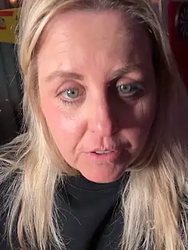 Milfshaker50 webcam