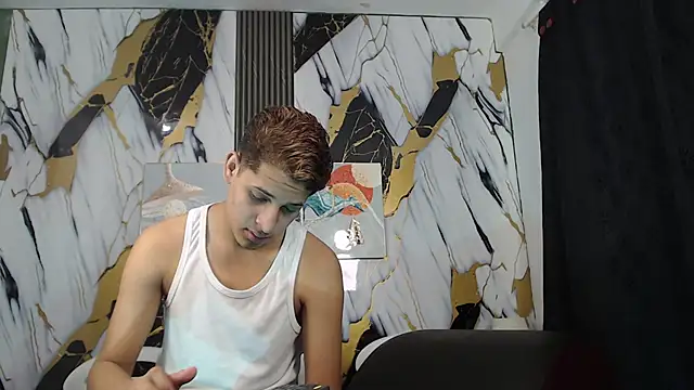 GOLDEN_2026 webcam