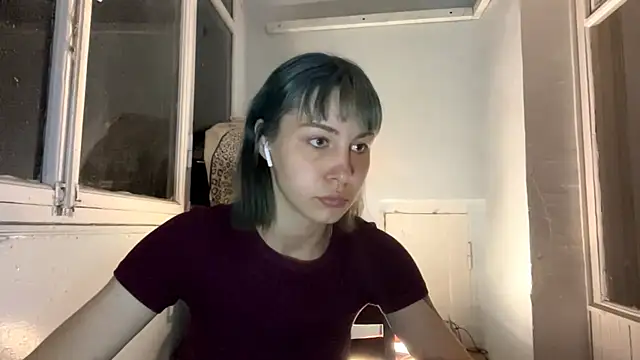 SuccubKira webcam
