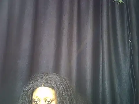 Luna_en_Gee webcam