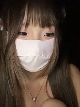 kkkkiiii-42 webcam