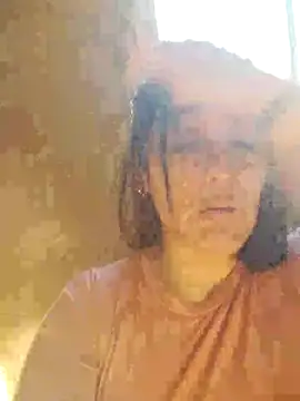 almacurvy_22 webcam