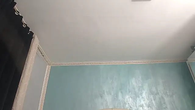 LaraLanee webcam