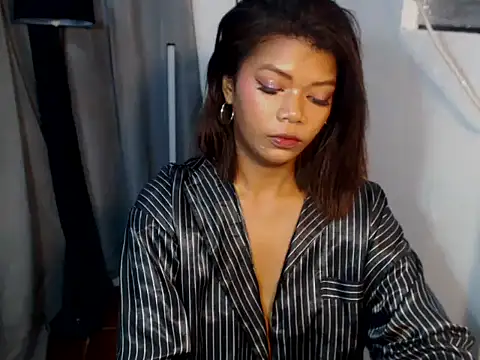 Asian_chicksxx webcam