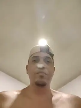 Karlos37deveru webcam