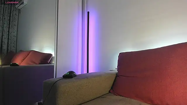 nicholasX1 webcam