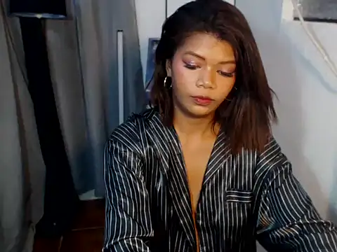 Asian_chicksxx webcam