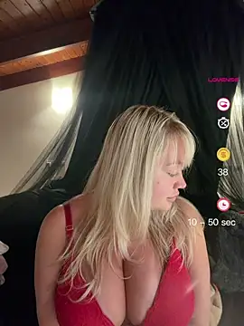 misstitmouseofficial webcam
