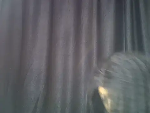 Luna_en_Gee webcam