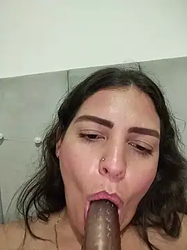 Mia_Hampton webcam