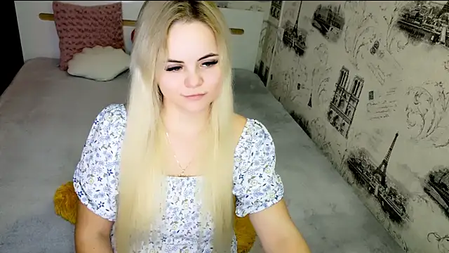 lovely-eyes webcam