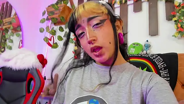 MeowMota_ webcam