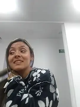 CynthiaMore webcam