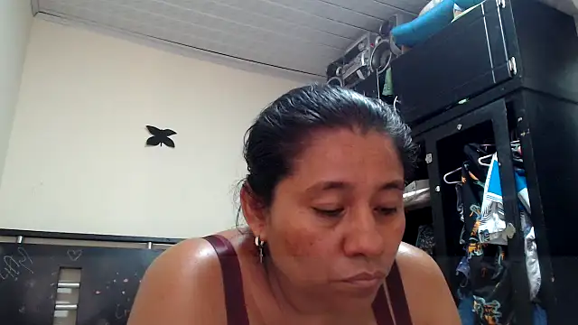 adrixxx38 webcam