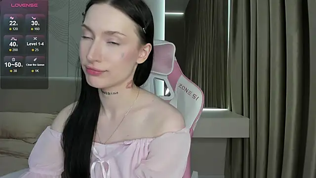 JenniferQueen11 webcam