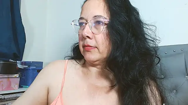 maturepriscila webcam