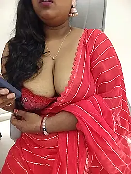 Cutee_Amrita webcam