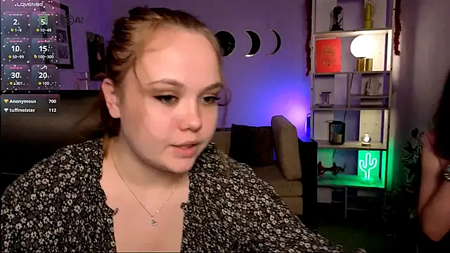 kitniss_dreamy webcam