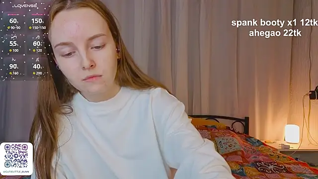 bae_cake_ webcam