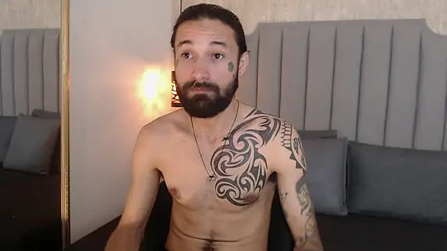 Hisoka_011 webcam