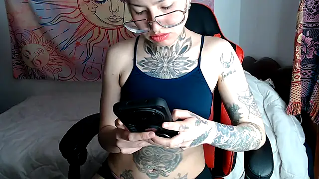 ArrangedFoot webcam