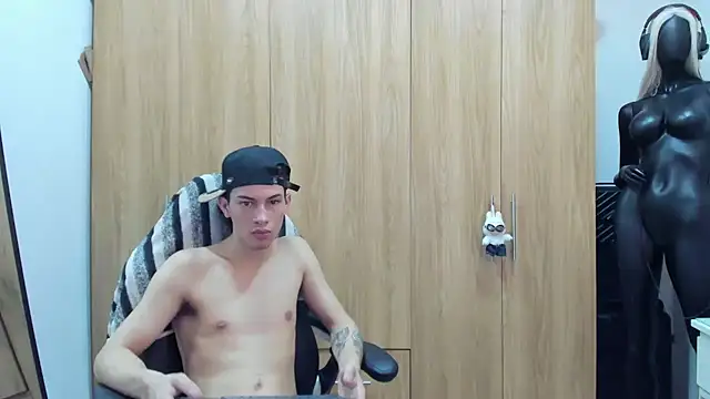 Pride_couple live cam
