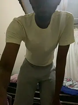Naughty6613 webcam