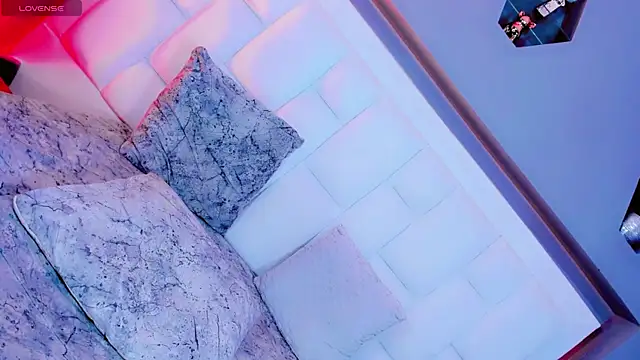 Kisses_Sophia live cam