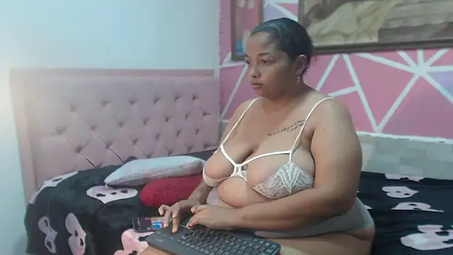 Doll_rihana webcam