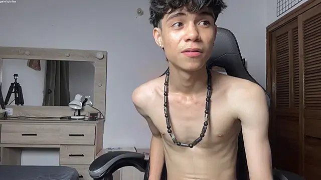 OopsAgain_ webcam