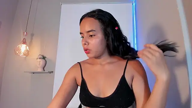 Roxy_Stonee live sex cam