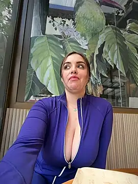 Alirawrz webcam