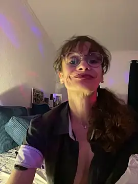 Chris06d22@xh webcam