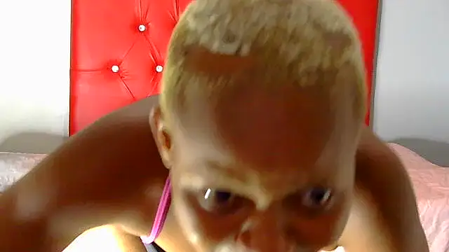 KinkyStallion webcam