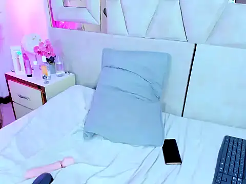 Trixie_Fox webcam