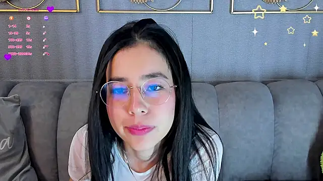 laraa_jeean webcam