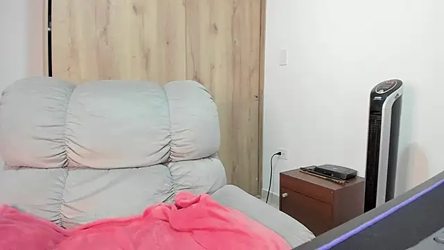 xspecialoomx's room