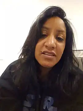 LadyNahir webcam