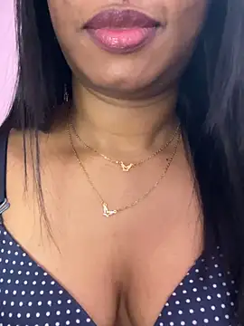 tamil_Aarathi webcam