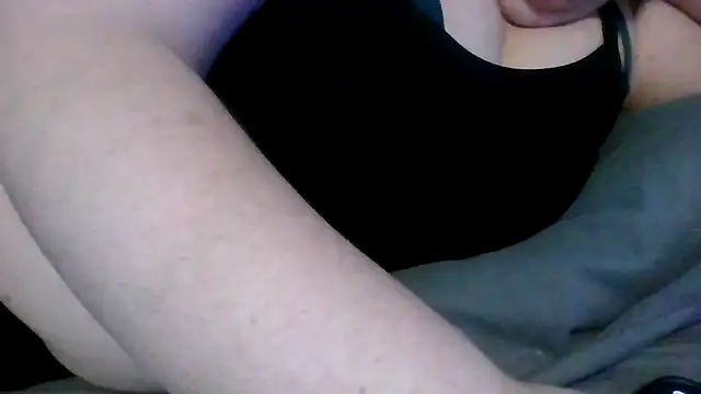 sarahcakes223 webcam