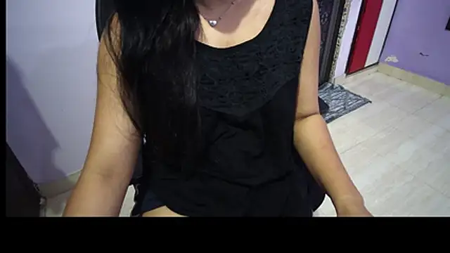 BabyNaina webcam