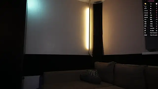 AnneVerity webcam