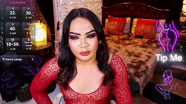 GODDESSHUGECOCKANDREA webcam
